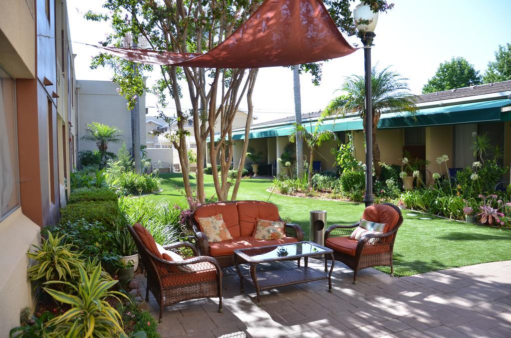 Hotel Pacific Garden Gardena