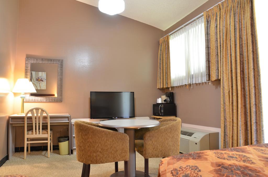Hotel Pacific Garden 3*